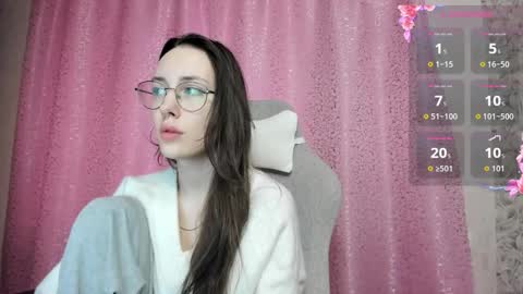 Snapshot of kiskisw chatting on October 17, 5:54 am Asty online show from October 17, 5:54 am