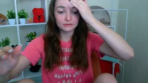 Snapshot of kiss_shy chatting on July 4, 3:29 pm Valeria online show from July 4, 3:29 pm