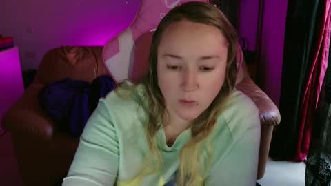 Snapshot of kissica chatting on January 23, 3:43 pm kissica online show from January 23, 3:43 pm