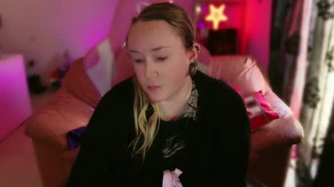 Snapshot of kissica chatting on February 28, 12:31 pm kissica online show from February 28, 12:31 pm