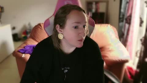 Snapshot of kissica chatting on March 3, 9:22 am kissica online show from March 3, 9:22 am