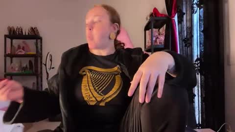 kissica online show from November 26, 3:35 pm