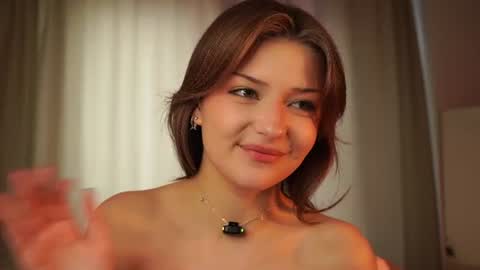 Snapshot of kissiekat chatting on June 25, 5:12 am Lola online show from June 25, 5:12 am
