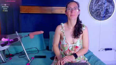 Snapshot of kissingcobank chatting on November 18, 3:23 am Kissing Company online show from November 18, 3:23 am