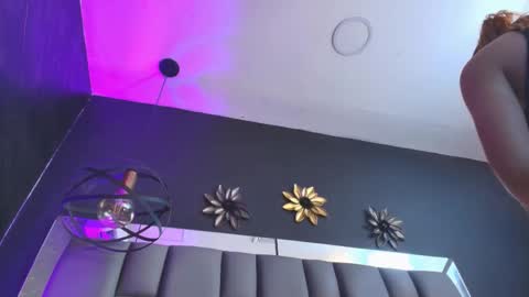 BELLA FLAME online show from November 5, 7:14 pm