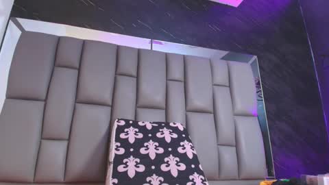 BELLA FLAME online show from November 12, 7:03 pm