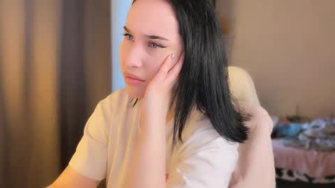Snapshot of kissmenastya chatting on June 7, 1:43 am Nastya online show from June 7, 1:43 am