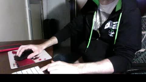 Snapshot of kissofbanned1983 chatting on November 1, 10:17 am kissofbanned1983 online show from November 1, 10:17 am