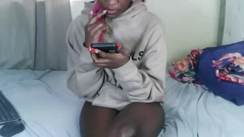 kisssmiles online show from November 7, 11:21 am