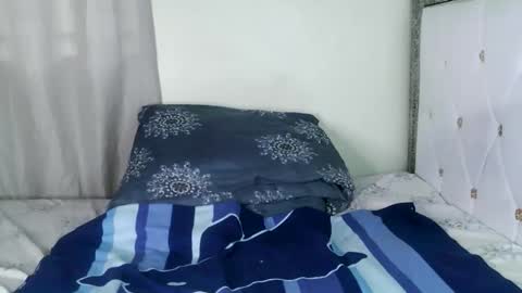 kisssmiles online show from November 16, 11:16 am