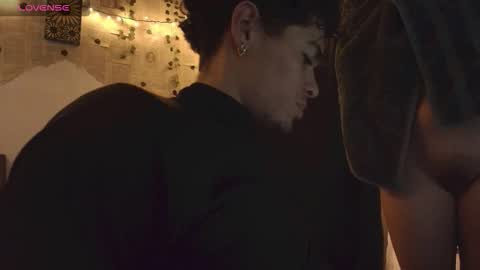 Snapshot of kisstarxxx chatting on October 21, 5:08 am Helena and Brad online show from October 21, 5:08 am