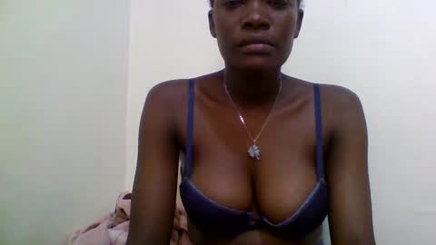 kissybabe01 online show from October 4, 6:39 pm