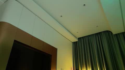 Aya   online show from November 29, 5:38 pm