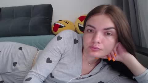 Im Amaia   Everyone Merry Christmas  online show from July 19, 8:51 am
