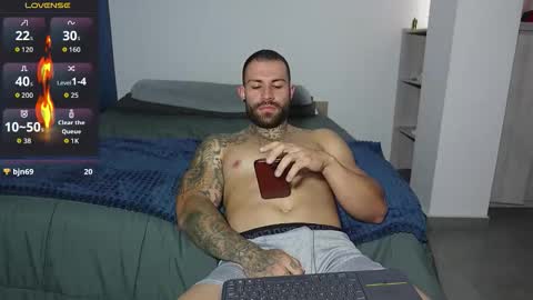 kite__ online show from October 21, 8:42 pm