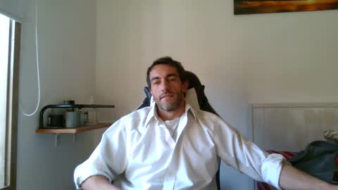 Snapshot of kitosssss chatting on May 3, 3:07 pm Steve Cocks online show from May 3, 3:07 pm