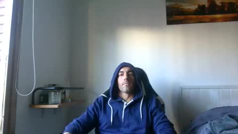Snapshot of kitosssss chatting on May 10, 1:05 pm Steve Cocks online show from May 10, 1:05 pm