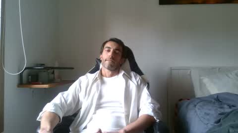 Snapshot of kitosssss chatting on May 13, 3:20 pm Steve Cocks online show from May 13, 3:20 pm