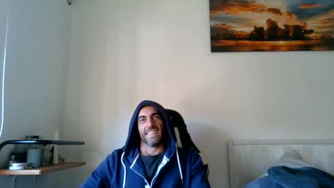 Snapshot of kitosssss chatting on May 19, 3:18 pm Steve Cocks online show from May 19, 3:18 pm