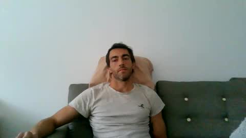 Snapshot of kitosssss chatting on June 8, 2:06 pm Steve Cocks online show from June 8, 2:06 pm
