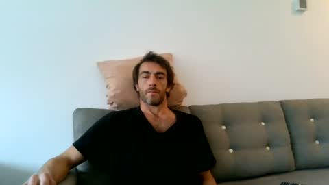 Snapshot of kitosssss chatting on July 18, 2:43 pm Steve Cocks online show from July 18, 2:43 pm