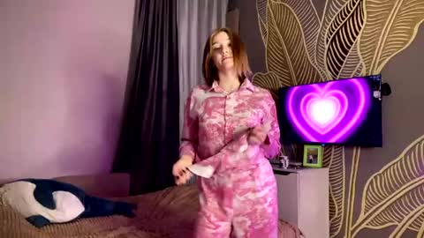 Tanesha online show from April 27, 2:26 pm