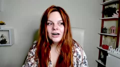 Snapshot of kittengingerxo chatting on June 18, 5:30 am Kitten online show from June 18, 5:30 am