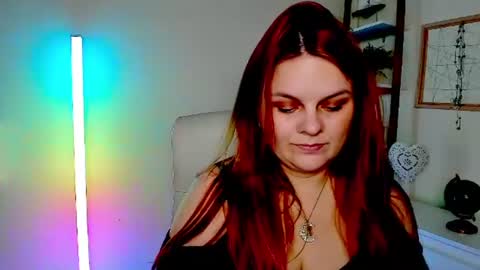 Snapshot of kittengingerxo chatting on July 16, 1:06 pm Kitten online show from July 16, 1:06 pm
