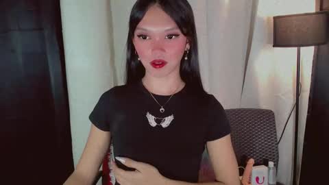 KITTY online show from October 8, 8:39 pm