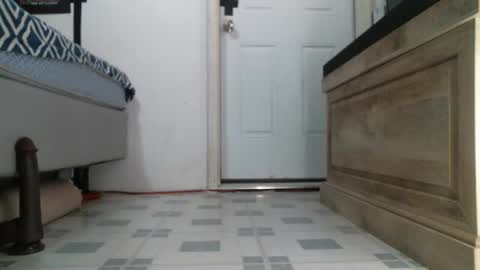 Snapshot of kitty2488 chatting on May 27, 12:57 pm kitty2488 online show from May 27, 12:57 pm
