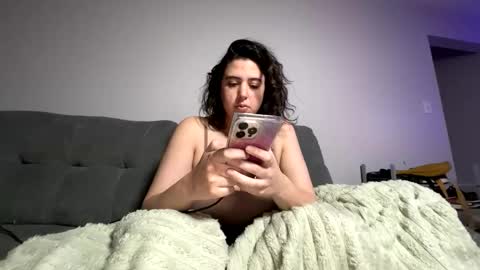 Snapshot of kitty3202 chatting on December 16, 2:00 pm kitty3202 online show from December 16, 2:00 pm