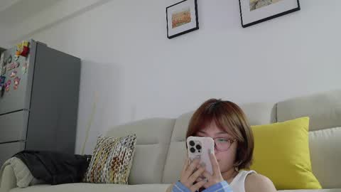 Kitty and Aniki online show from May 12, 8:55 am