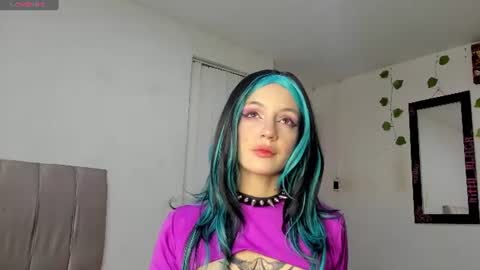  KITTY online show from June 12, 8:52 pm