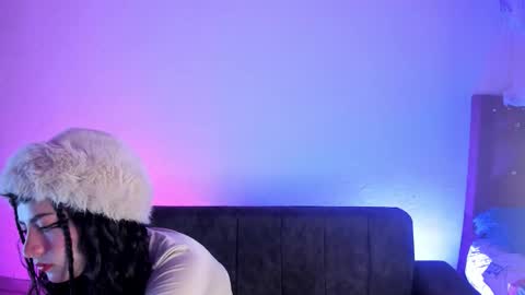 kitty__chs online show from October 12, 12:37 pm