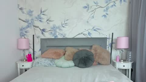 Snapshot of kitty_cut1ee_ chatting on February 20, 2:39 pm kitty_cut1ee_ online show from February 20, 2:39 pm