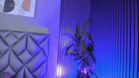 Snapshot of kitty_dolly1 chatting on November 12, 9:14 pm online show from November 12, 9:14 pm