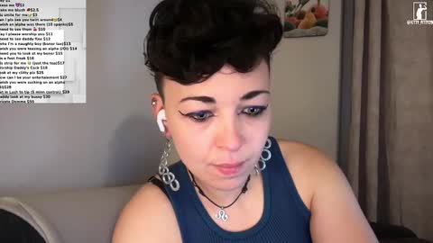 kitty_fitty29 online show from February 8, 5:44 am