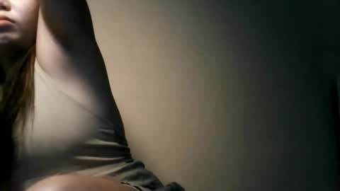 Snapshot of kitty_fussy chatting on June 4, 6:41 am kitty_fussy online show from June 4, 6:41 am