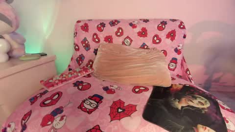 kitty_kryss online show from April 15, 7:58 pm