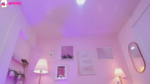 kitty_lulu_ online show from July 3, 4:19 am