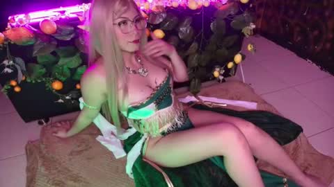 Snapshot of kitty_malach chatting on February 8, 2:37 am Kitty online show from February 8, 2:37 am