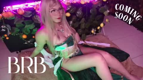 Snapshot of kitty_malach chatting on February 14, 3:03 am Kitty online show from February 14, 3:03 am