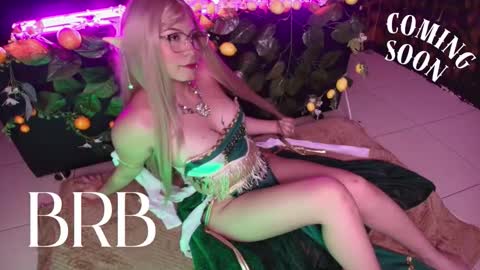 Snapshot of kitty_malach chatting on February 20, 2:52 am Kitty online show from February 20, 2:52 am