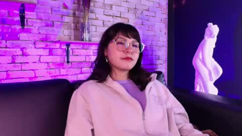 Snapshot of kitty_malach chatting on February 20, 8:05 am Kitty online show from February 20, 8:05 am