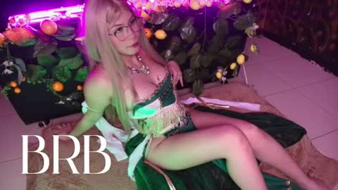 Snapshot of kitty_malach chatting on February 21, 3:07 am Kitty online show from February 21, 3:07 am