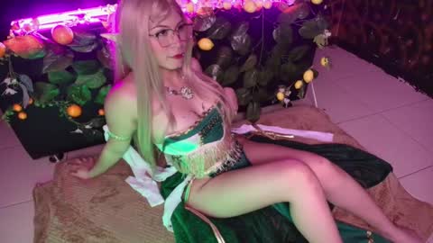 Snapshot of kitty_malach chatting on March 2, 2:03 am Kitty online show from March 2, 2:03 am