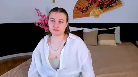 kitty_murmur online show from November 24, 3:01 pm