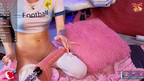  Kitty  online show from December 24, 12:11 am