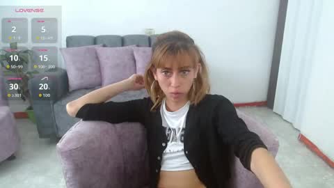 Snapshot of kitty_seducction chatting on June 2, 8:00 pm Aleja online show from June 2, 8:00 pm