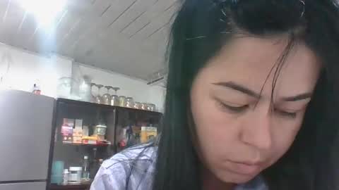 kitty_small69 online show from March 6, 3:25 am